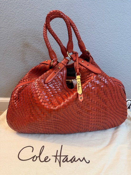 Cole Haan Genevieve Triangle Tote Red Woven Leather Shoulder Bag with Dustbag - Picture 5 of 12